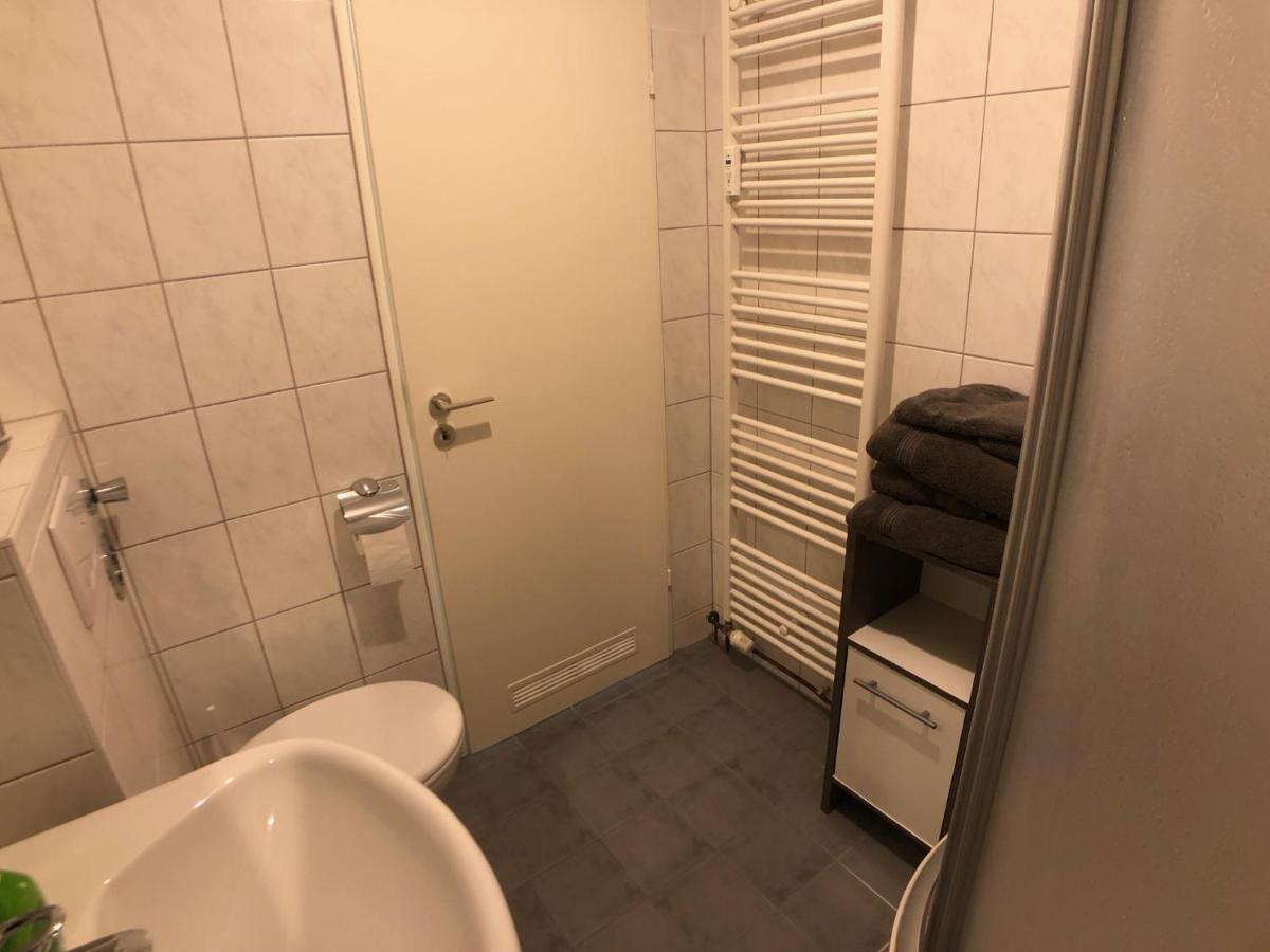 Nur 50M Zum Yachthafen Und 100M Zum Strand 基尔 外观 照片